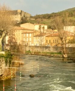 Ouillan White Sports Run River Aude