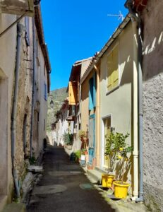 Gîte streetview to mountain